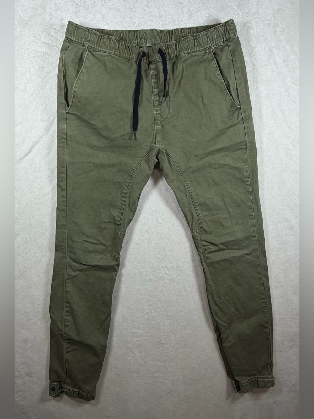 Men's Bullhead Denim Co. Skinny Medium Olive Green Tapered Drawstring Joggers